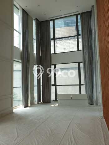 Hunian Strategis 432m2 di Kemang Jakarta Selatan 4 KT Hunian Strategis 432m2 di Kemang Jakarta Selatan 4 KT