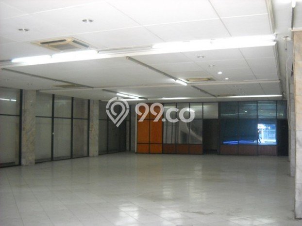 LOKASI PREMIUM! Ruko Kawasan Semarang Utara, Luas 847m2m², Mainroad, Area Komersial LOKASI PREMIUM! Ruko Kawasan Semarang Utara, Luas 847m2m², Mainroad, Area Komersial