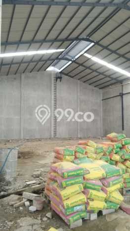 Unit Gudang Disewa Lokasi Semarang Barat, Semarang Spesifikasi Luas Bangunan 2160m2 Unit Gudang Disewa Lokasi Semarang Barat, Semarang Spesifikasi Luas Bangunan 2160m2