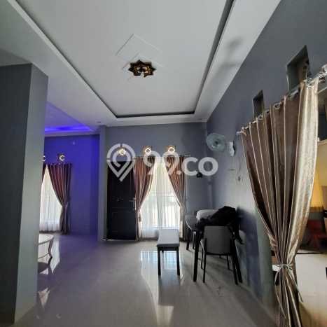 Rumah Strategis Modern Lb 200m2 di Semarang Barat, Semarang Rumah Strategis Modern Lb 200m2 di Semarang Barat, Semarang