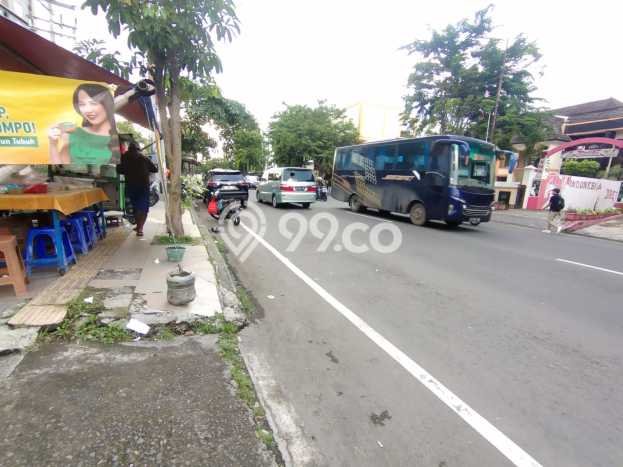 Komersial paling strategis disewakan di Semarang Tengah Semarang Komersial paling strategis disewakan di Semarang Tengah Semarang