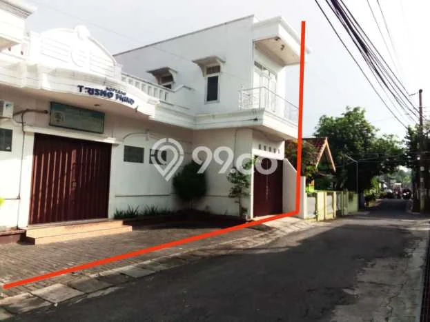 HOT DEAL! Jual Rumah Premium di Banyumanik, Semarang, Luas Tanah 177m2m² LB 177m2m² HOT DEAL! Jual Rumah Premium di Banyumanik, Semarang, Luas Tanah 177m2m² LB 177m2m²