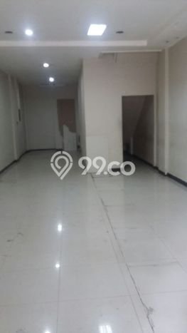 Disewakan Ruko di Pusat Kota Jakarta Selatan Ramai Strategis Disewakan Ruko di Pusat Kota Jakarta Selatan Ramai Strategis