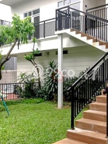 Dijual Rumah Lama Bagus Lokasi Strategis di Menteng Dijual Rumah Lama Bagus Lokasi Strategis di Menteng