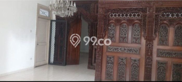 Siap Huni Rumah Mewah 6 Kamar di Tebet Dekat ke Mana Pun Siap Huni Rumah Mewah 6 Kamar di Tebet Dekat ke Mana Pun