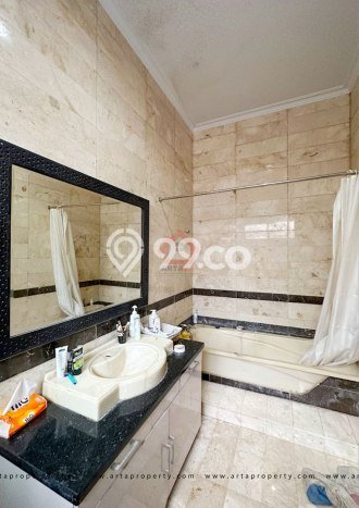 For Sale! Luxury House LT 430m2 Desain Elegan di Duren Tiga For Sale! Luxury House LT 430m2 Desain Elegan di Duren Tiga