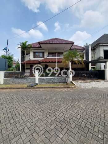 Rumah Bagus Siap Huni Dalam Cluster Harga Menarik Di Kebayoran Lama, Jakarta Selatan Rumah Bagus Siap Huni Dalam Cluster Harga Menarik Di Kebayoran Lama, Jakarta Selatan