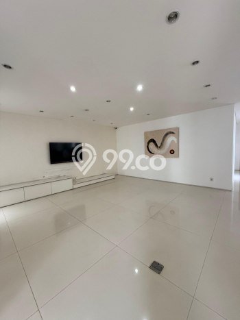 Ready to Use! Premium House LT 544m2 Desain Modern di Kemang Ready to Use! Premium House LT 544m2 Desain Modern di Kemang