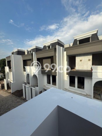 Ready to Use! Luxury House LT 168m2 Desain Elegan di Bintaro Ready to Use! Luxury House LT 168m2 Desain Elegan di Bintaro