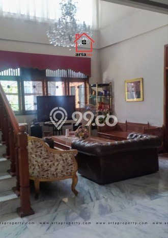 Ready to Use! Luxury House LT 437m2 Desain Modern di Pengadegan Ready to Use! Luxury House LT 437m2 Desain Modern di Pengadegan