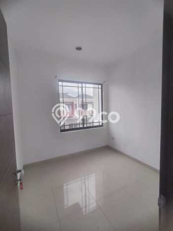 Dijual Rumah 3 Kamar Lokasi Strategis Nyaman dan Strategis di Cipondoh Dijual Rumah 3 Kamar Lokasi Strategis Nyaman dan Strategis di Cipondoh