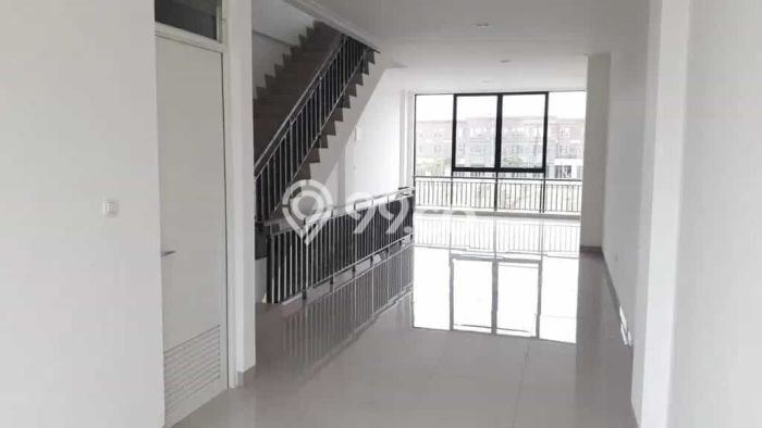 Ruko Lokasi Premium Kawasan Kamal, Luas 203m², Mainroad Ruko Lokasi Premium Kawasan Kamal, Luas 203m², Mainroad