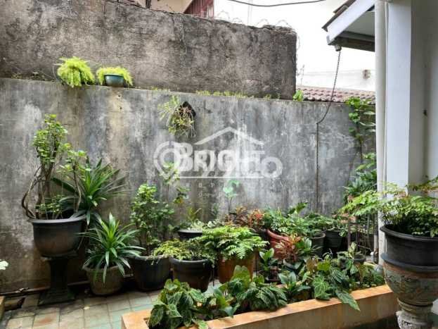 For Sale! Luxury House LT 300m2 Desain Elegan di Sektor 1 - Bintaro For Sale! Luxury House LT 300m2 Desain Elegan di Sektor 1 - Bintaro