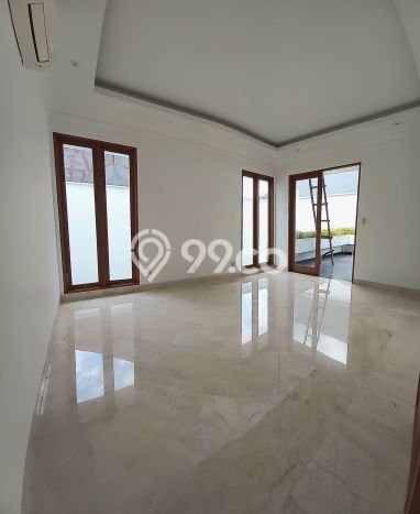 Rumah Luxury Modern Siap Huni di Pondok Indah Jakarta Selatan Rumah Luxury Modern Siap Huni di Pondok Indah Jakarta Selatan