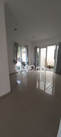 Rumah Elit Modern Siap Huni di Sektor 9-Bintaro Tangerang Selatan Rumah Elit Modern Siap Huni di Sektor 9-Bintaro Tangerang Selatan