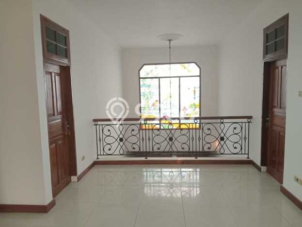 Rumah sewa siap huni 4 Kamar Tidur di Pondok Indah, Jakarta Selatan Rumah sewa siap huni 4 Kamar Tidur di Pondok Indah, Jakarta Selatan