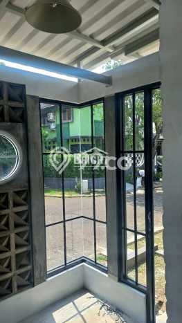 Dijual Rumah Eksklusif 2 KT di Sektor 9-Bintaro, Tangerang Selatan Dijual Rumah Eksklusif 2 KT di Sektor 9-Bintaro, Tangerang Selatan