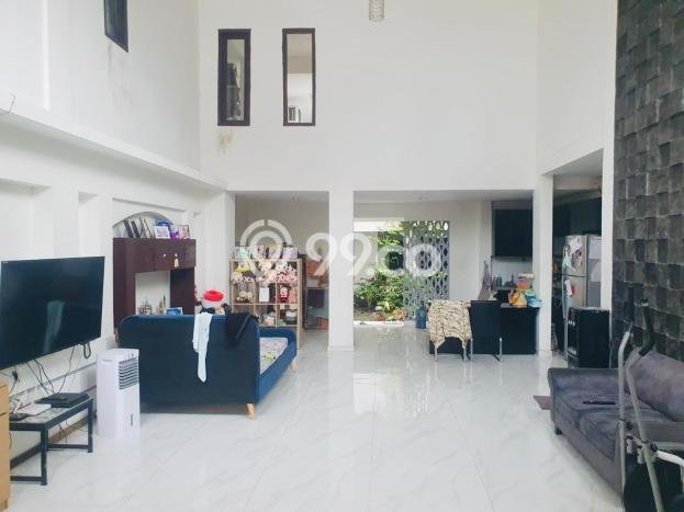 Rumah Eksklusif Siap Huni LT 274m2 di Menteng, Jakarta Pusat Rumah Eksklusif Siap Huni LT 274m2 di Menteng, Jakarta Pusat