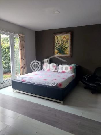 Ready to Use! Luxury House LT 250m2 Desain Elegan di Bintaro Ready to Use! Luxury House LT 250m2 Desain Elegan di Bintaro