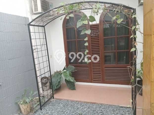 Rumah sewa siap huni 4 Kamar Tidur di Pondok Indah, Jakarta Selatan Rumah sewa siap huni 4 Kamar Tidur di Pondok Indah, Jakarta Selatan