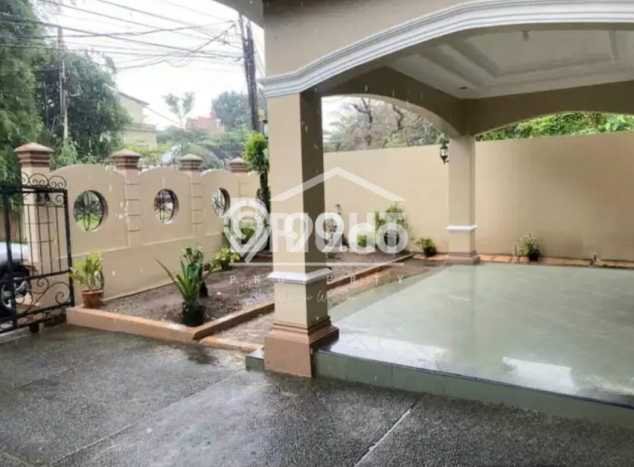 Rumah Luxury Modern Siap Huni di Cirendeu Jakarta Selatan Rumah Luxury Modern Siap Huni di Cirendeu Jakarta Selatan