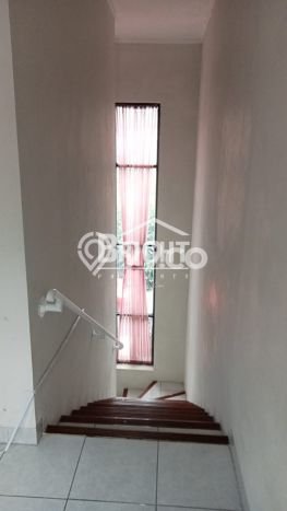 Disewakan Rumah Harga Terjangkau di Bintaro Tangerang Selatan dengan 3 KT Disewakan Rumah Harga Terjangkau di Bintaro Tangerang Selatan dengan 3 KT
