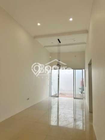 Rumah Modern Minimalis 2 KT Bisa Langsung Pindah di Cinere Rumah Modern Minimalis 2 KT Bisa Langsung Pindah di Cinere