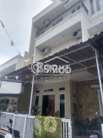 Jual Rumah Strategis Bagus Punya 5 KT di Larangan Tangerang SHM Jual Rumah Strategis Bagus Punya 5 KT di Larangan Tangerang SHM