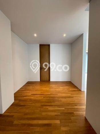 Rumah Elit LB 450m2 Siap Pakai Desain Elegan di Kemang, Jakarta Selatan Rumah Elit LB 450m2 Siap Pakai Desain Elegan di Kemang, Jakarta Selatan