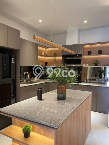 Ready to Use! Premium House LT 102m2 Desain Modern di Lebak Bulus Ready to Use! Premium House LT 102m2 Desain Modern di Lebak Bulus