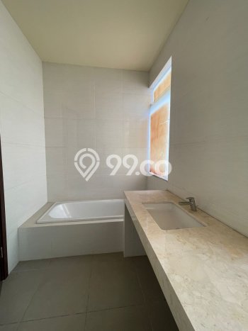 For Sale! Premium House LT 261m2 Desain Elegan di Cipete For Sale! Premium House LT 261m2 Desain Elegan di Cipete
