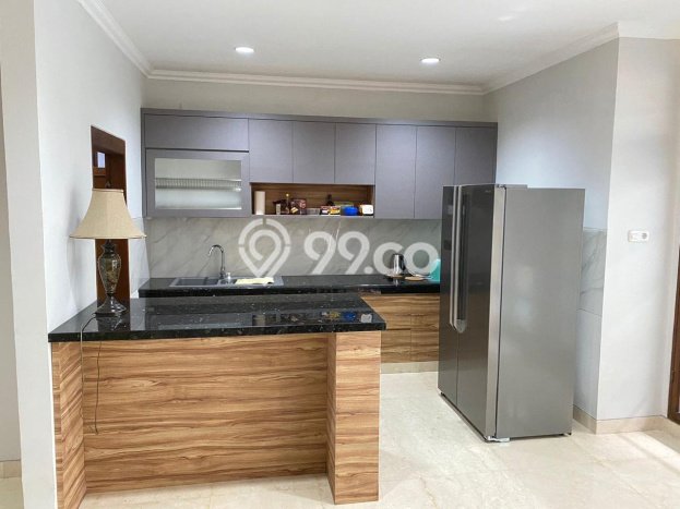 Rumah Elit Modern Siap Huni di Pondok Indah Jakarta Selatan Rumah Elit Modern Siap Huni di Pondok Indah Jakarta Selatan