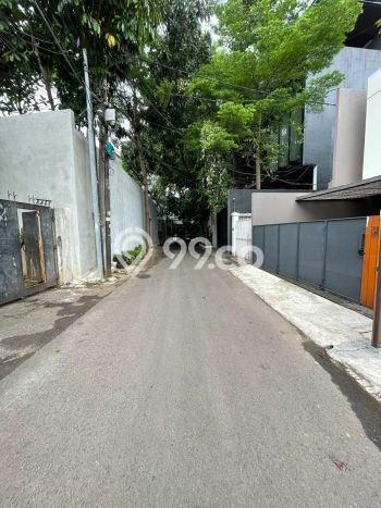 Hunian Mewah LB 225m2 Siap Pakai Desain Elegan di Kemang, Jakarta Selatan Hunian Mewah LB 225m2 Siap Pakai Desain Elegan di Kemang, Jakarta Selatan