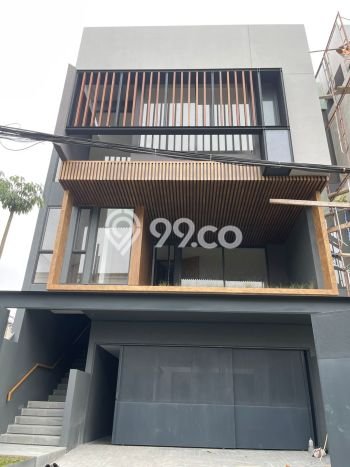 Ready to Use! Luxury House LT 209m2 Desain Modern di Kemang Ready to Use! Luxury House LT 209m2 Desain Modern di Kemang