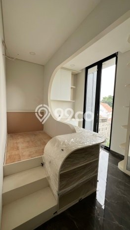 Dijual Rumah Mewah Exclusive di Cilandak, Jakarta Selatan Dijual Rumah Mewah Exclusive di Cilandak, Jakarta Selatan