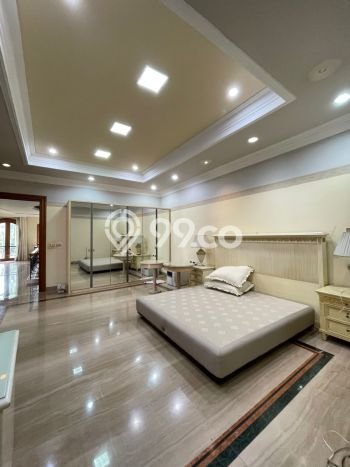 Dijual Rumah Mewah Megah Dengan View Eksklusif di Pondok Indah, Jakarta Selatan Dijual Rumah Mewah Megah Dengan View Eksklusif di Pondok Indah, Jakarta Selatan