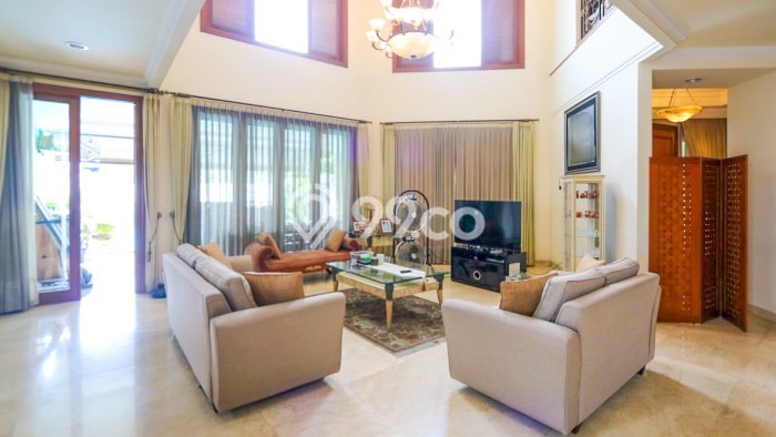 Rumah Luxury Modern Tanpa Renovasi di Pondok Indah Jakarta Selatan Rumah Luxury Modern Tanpa Renovasi di Pondok Indah Jakarta Selatan