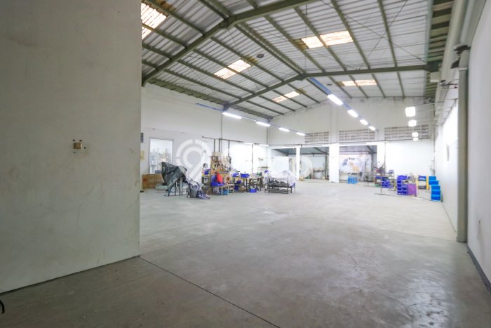 Gudang Dijual di Cikarang Utara LT 474m2, LB 356m2 untuk Investasi Gudang Dijual di Cikarang Utara LT 474m2, LB 356m2 untuk Investasi
