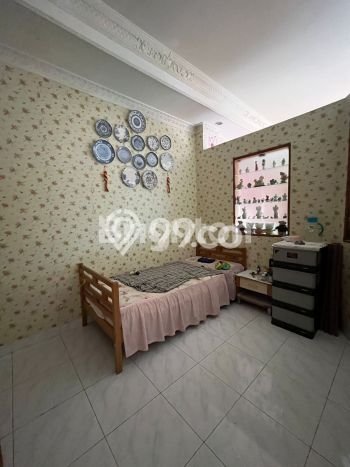 Unit Ruko Dijual di Jakarta Barat LT 80m2 & LB 320m2 Unit Ruko Dijual di Jakarta Barat LT 80m2 & LB 320m2