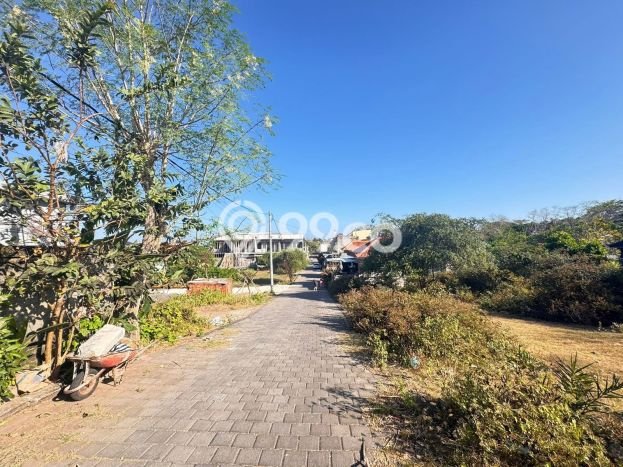 LOKASI STRATEGIS! Tanah Kawasan Kutuh, Luas 550m2m², Lokasi Potensial, Cocok untuk Hunian LOKASI STRATEGIS! Tanah Kawasan Kutuh, Luas 550m2m², Lokasi Potensial, Cocok untuk Hunian