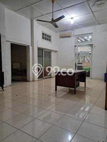 Rumah Cantik Siap Pakai Di Kejaksan Luas 355m2 Aman Rumah Cantik Siap Pakai Di Kejaksan Luas 355m2 Aman