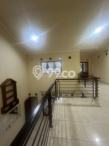 Sewa Rumah Murah di Tanah Sareal Bogor Punya 4 Kamar Tidur Sewa Rumah Murah di Tanah Sareal Bogor Punya 4 Kamar Tidur