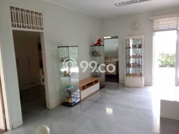 Rumah Luxury Modern Tanpa Renovasi di Baranangsiang Bogor Rumah Luxury Modern Tanpa Renovasi di Baranangsiang Bogor