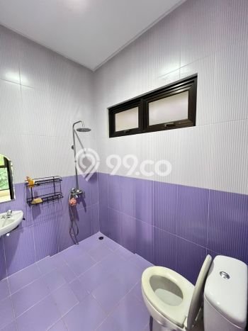 Lokasi strategis! Rumah siap pakai disewakan di Sukaraja LB 350m2 Lokasi strategis! Rumah siap pakai disewakan di Sukaraja LB 350m2