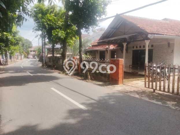 Jual Rumah Mewah Elegan Dengan View Cantik di Bambu Apus, Jakarta Timur Jual Rumah Mewah Elegan Dengan View Cantik di Bambu Apus, Jakarta Timur