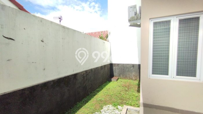 Disewakan! Rumah 2 Kamar Tidur &
1 Kamar Mandi di Rancamaya, Bogor Disewakan! Rumah 2 Kamar Tidur &
1 Kamar Mandi di Rancamaya, Bogor