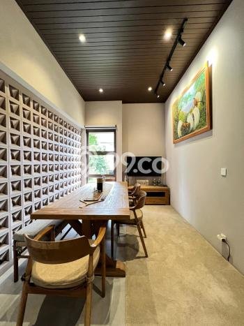 Siap Huni Rumah Mewah 4 Kamar di BSD Dekat ke Mana Saja Siap Huni Rumah Mewah 4 Kamar di BSD Dekat ke Mana Saja