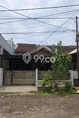 Jual Rumah Eksklusif 2 KT di Gading Serpong, Tangerang Jual Rumah Eksklusif 2 KT di Gading Serpong, Tangerang