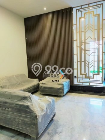 Ready to Use! Luxury House LT 312m2 Desain Modern di Keputih Ready to Use! Luxury House LT 312m2 Desain Modern di Keputih
