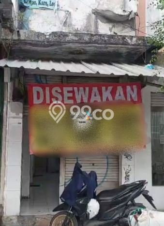 Disewakan Ruko komersial di Genteng luas bangunan 175m2 Disewakan Ruko komersial di Genteng luas bangunan 175m2
